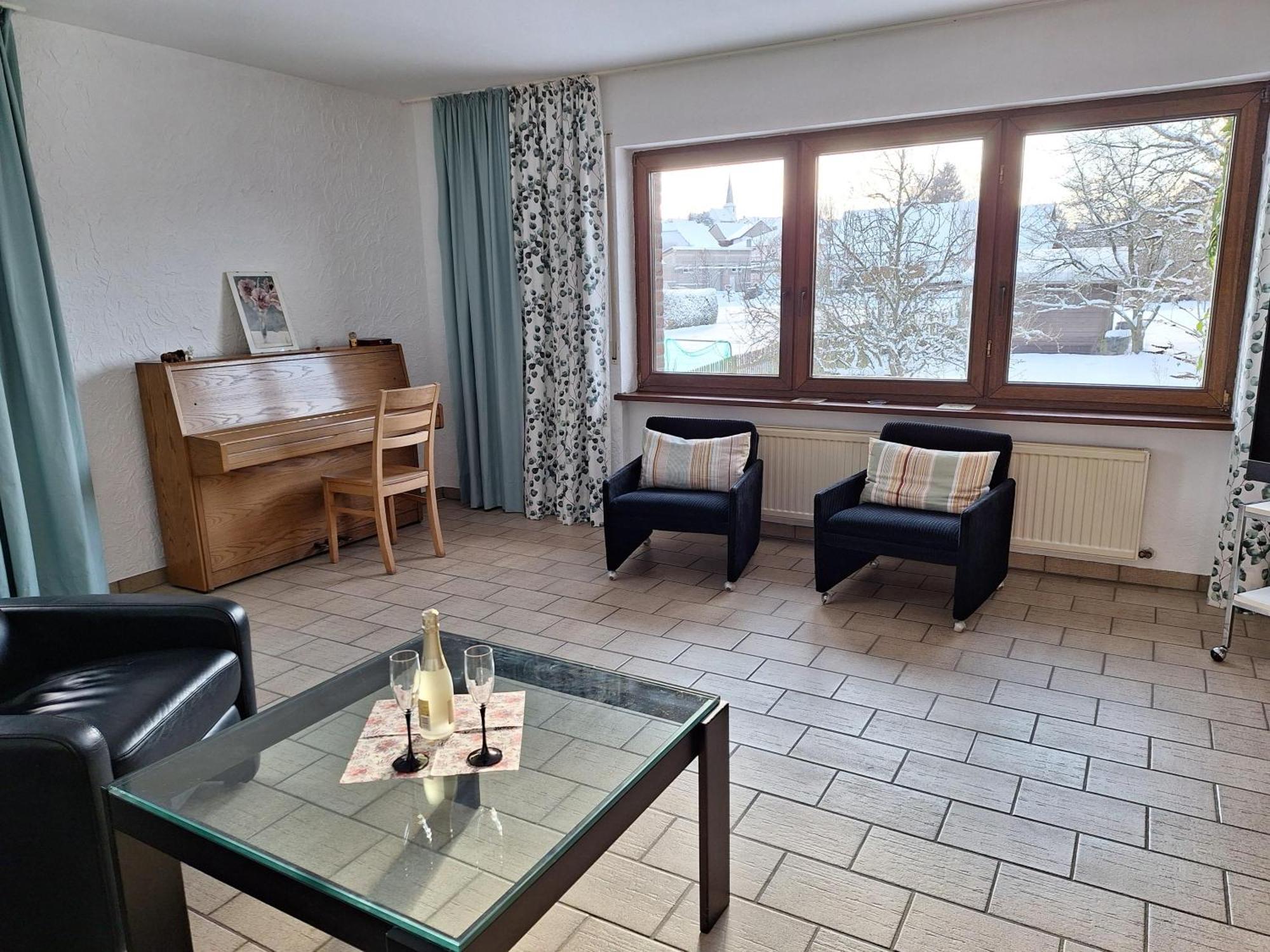 Ferienwohnungen Burgstrasse 8 Blankenheim  Exterior foto